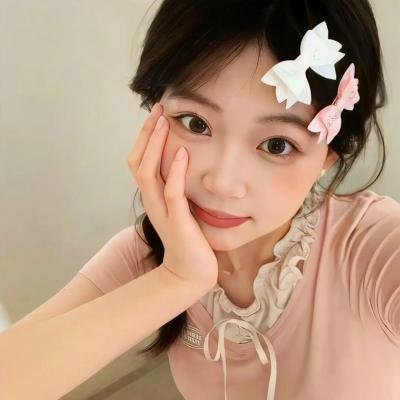 虚拟天后 海报